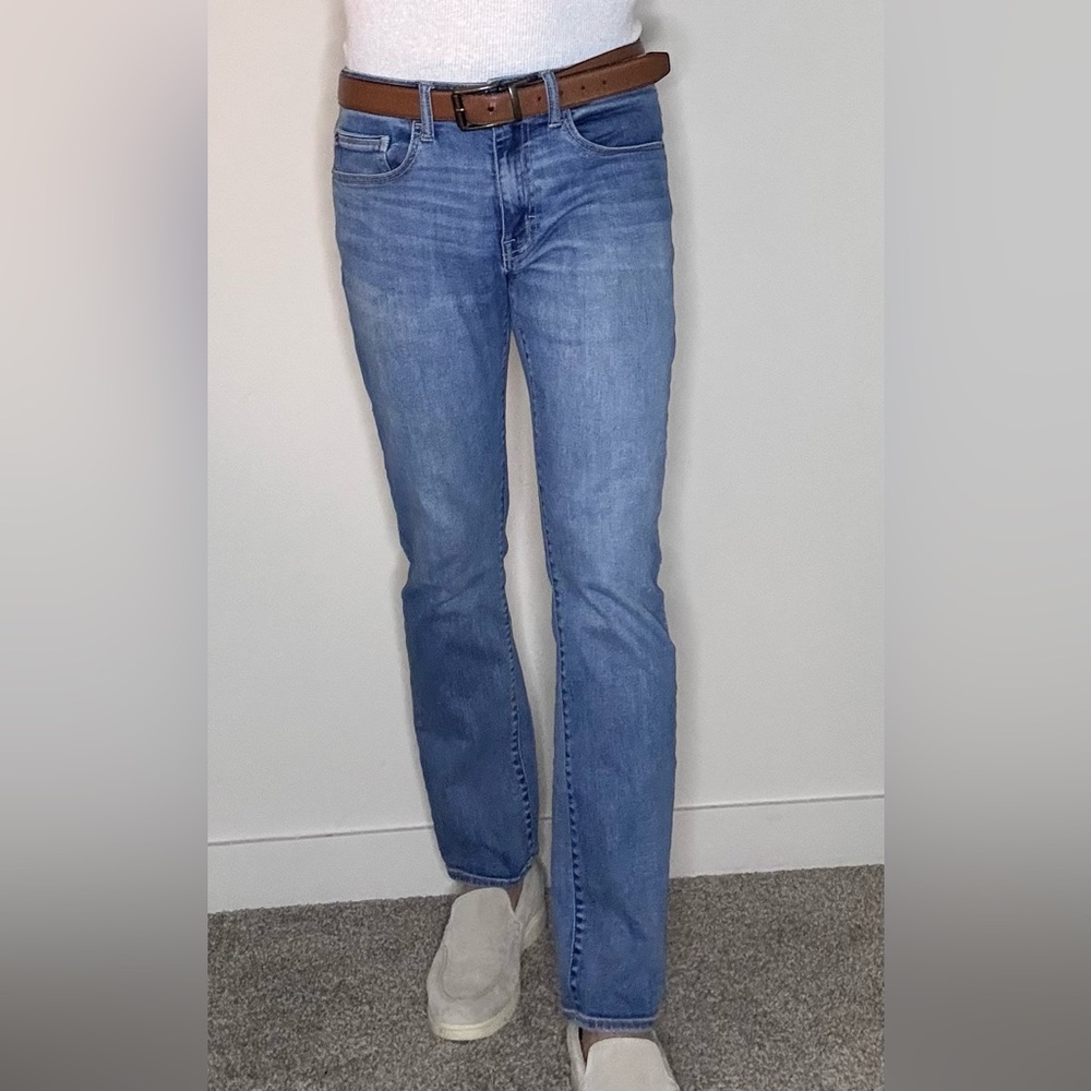 Outpost Men's Straight Fit Blue Jeans (Buckle brand)